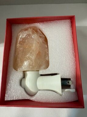 Himalayan Salt Stone Night Light - Small Natural Crystal New in Box‎ Earthbound